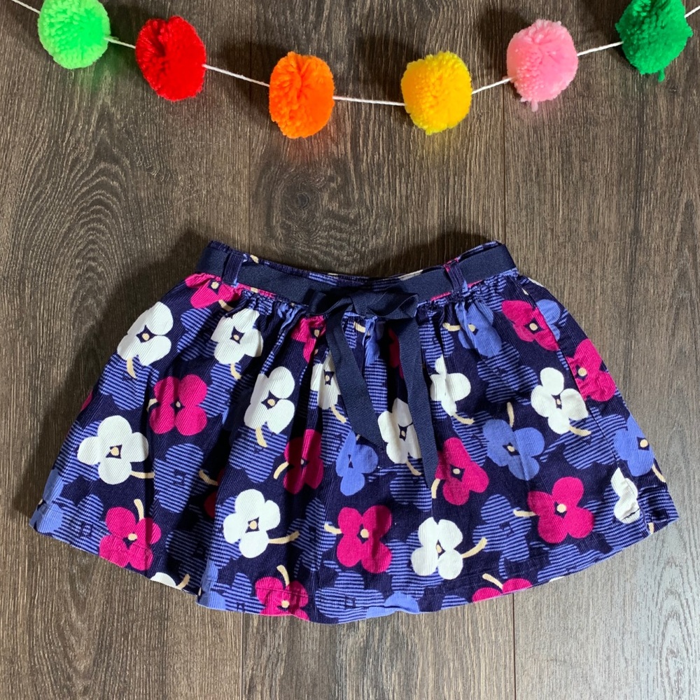 Gymboree 🌸 Flowered Corduroy Skirt 4T